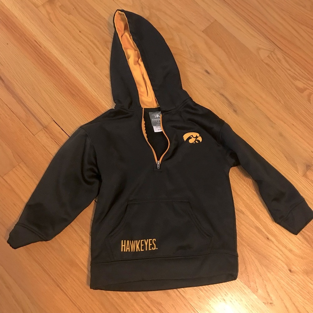 Iowa Hawkeye pullover sweatshirt with hood